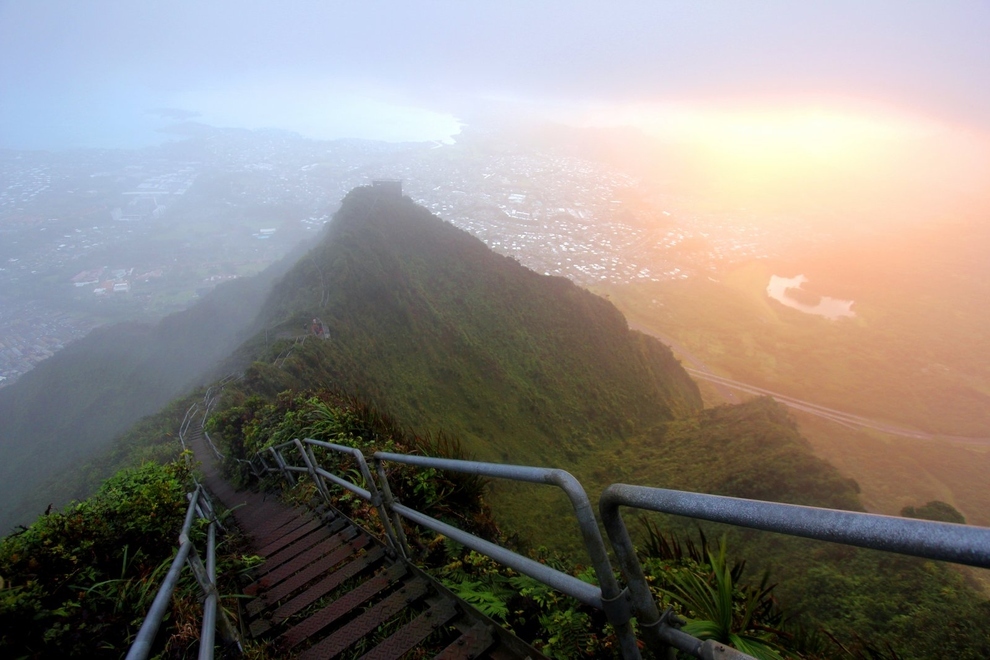 하와이 하이쿠 계단.jpg
